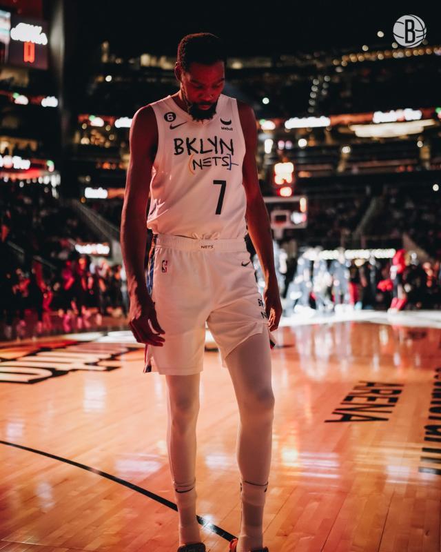 下载开云-KD类似时间遭遇类似伤病 篮网今年能改写剧本吗?